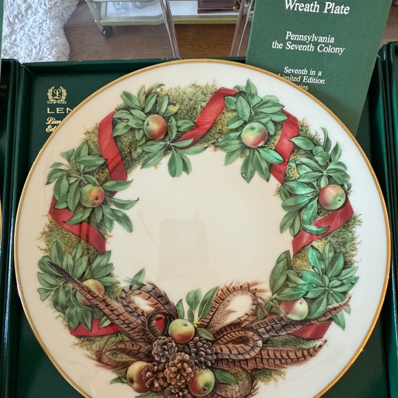 Colonial Christmas Complete Set - Picture 7 of 14